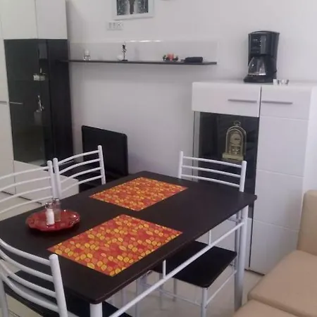 Apartament Velino 1 Mamaia Sat Διαμέρισμα